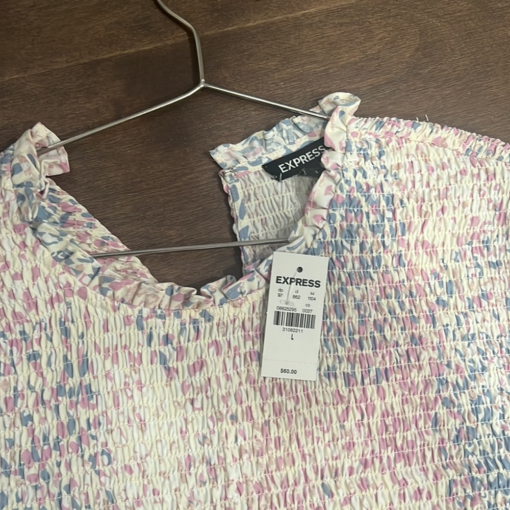 Express top! - Picture 3 of 4